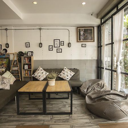 The Pause Hostel Chiang Mai Esterno foto