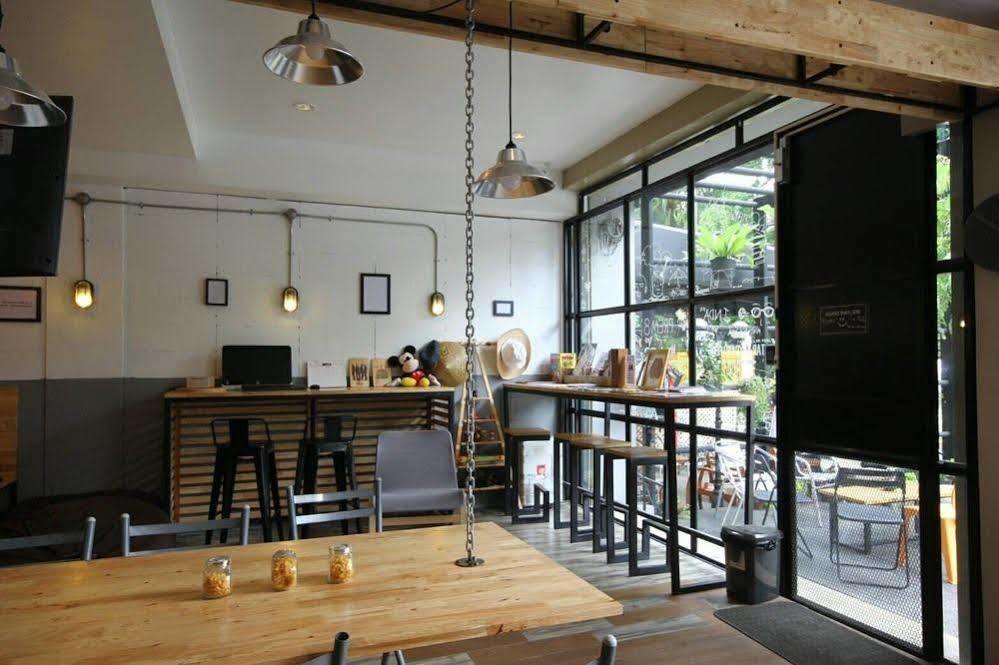 The Pause Hostel Chiang Mai Esterno foto