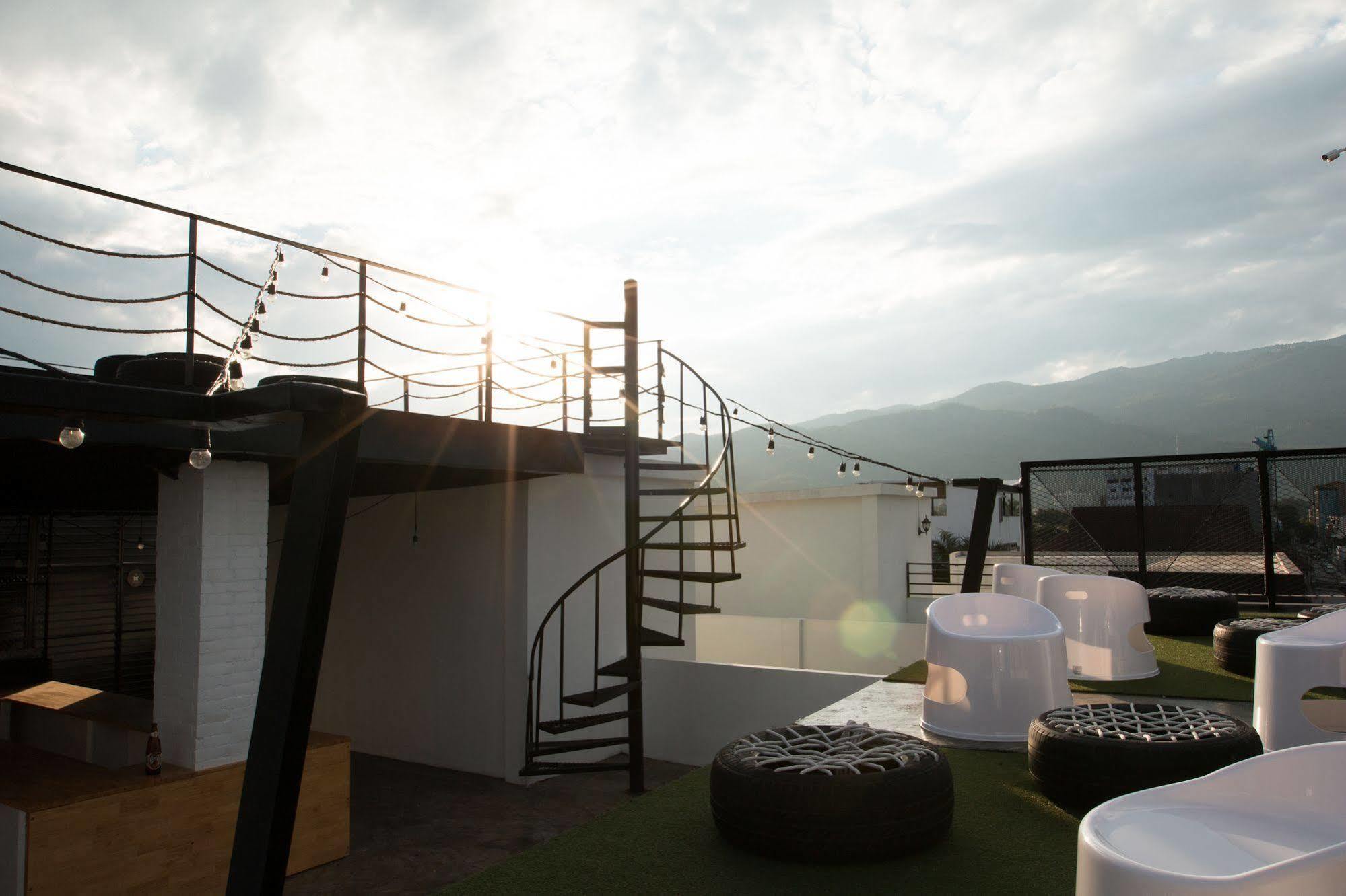 The Pause Hostel Chiang Mai Esterno foto